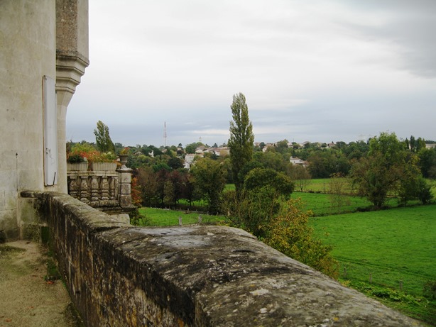 В городке Жонзак